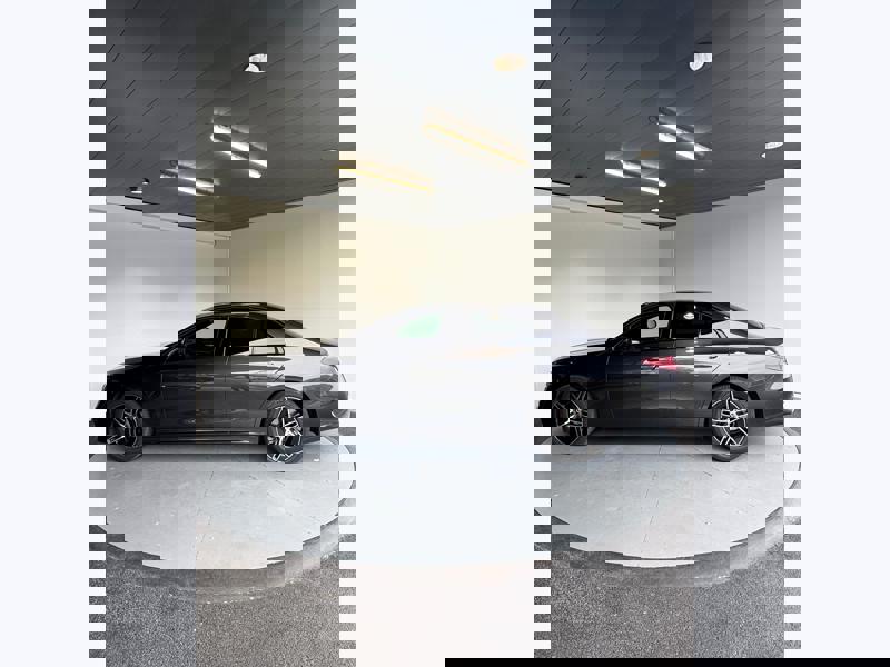 Image Mercedes-Benz CLASSE E BERLINE 220 d AMG Line  